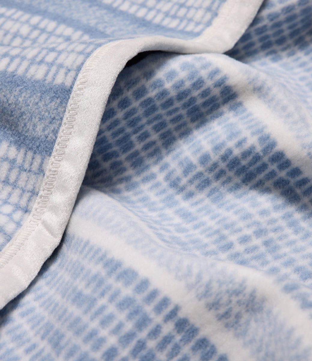 ChappyWrap Market Stripe Fog Blanket - Original Size