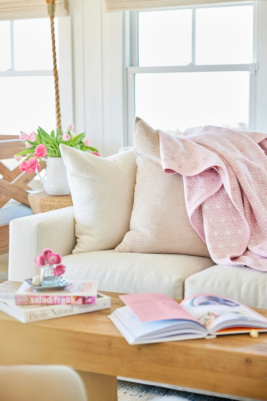 ChappyWrap Seaside Scallops Blush Blanket - Original Size