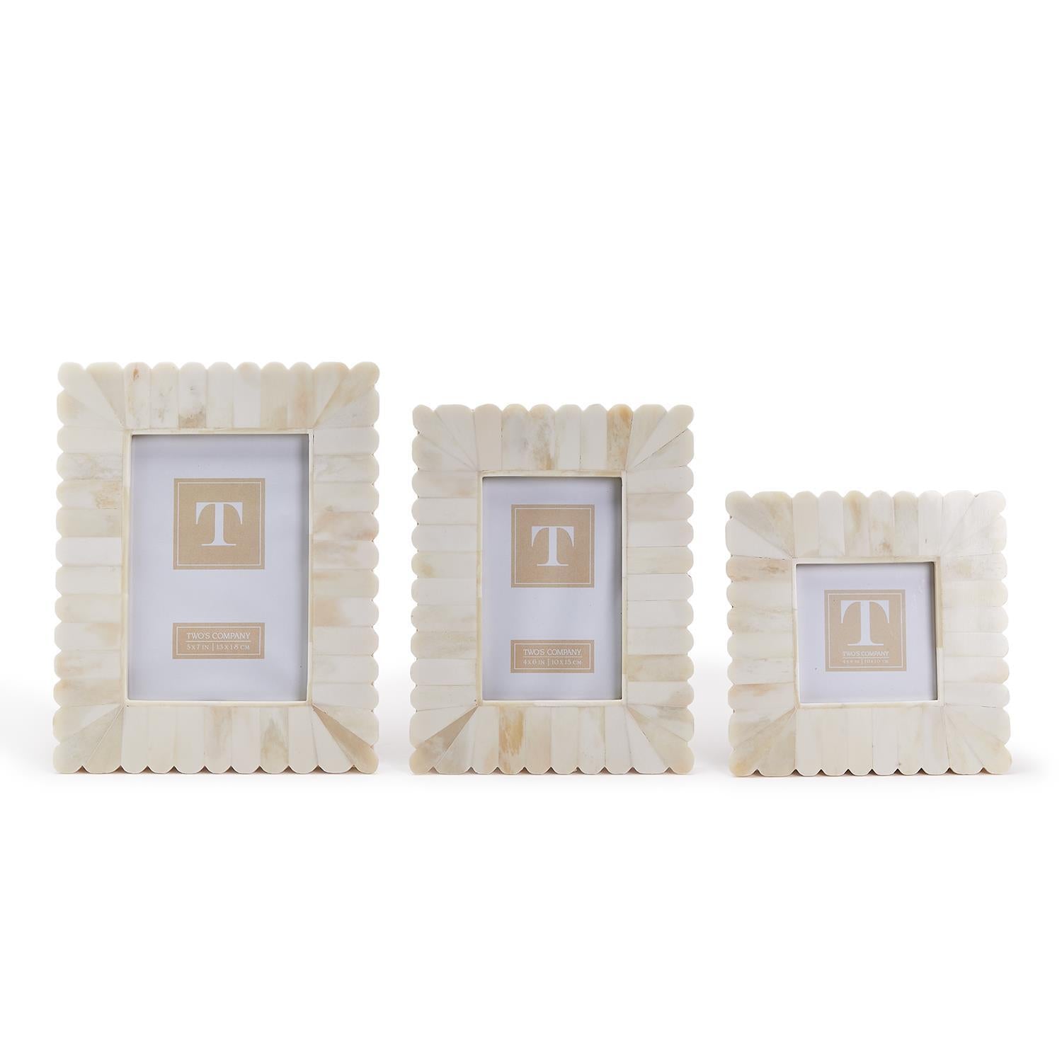 Two's Company Scalloped Photo Frame