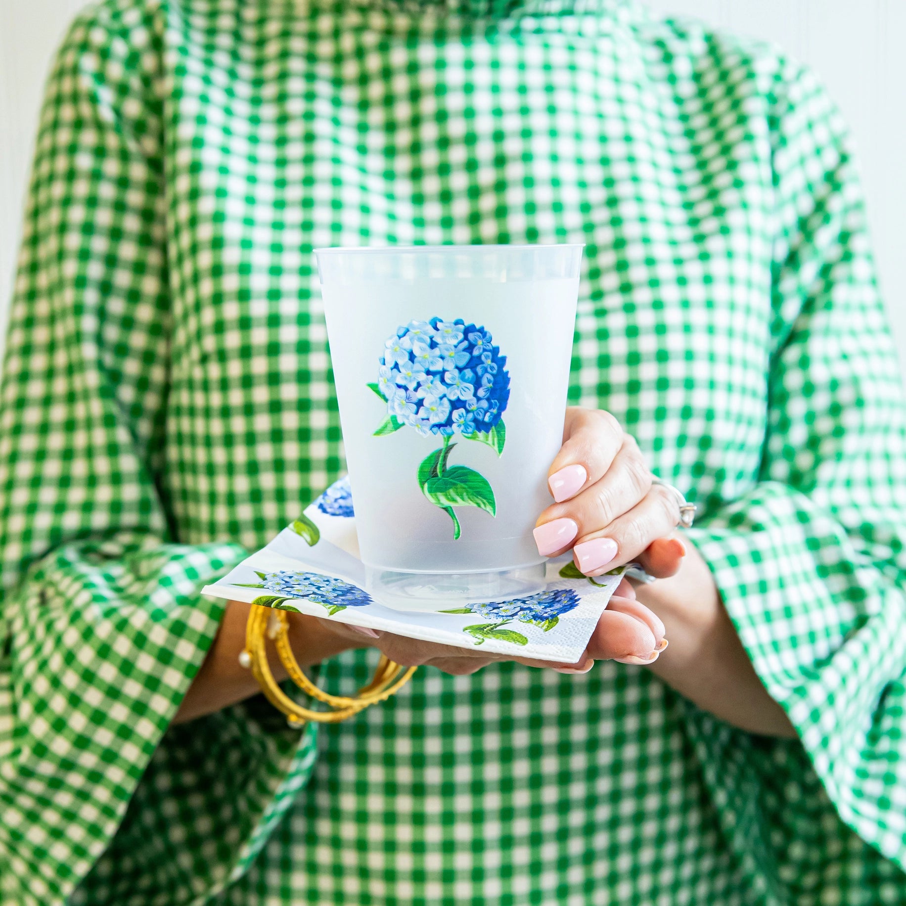 WH Hostess 16 oz. Shatterproof Cups - Blue Hydrangeas