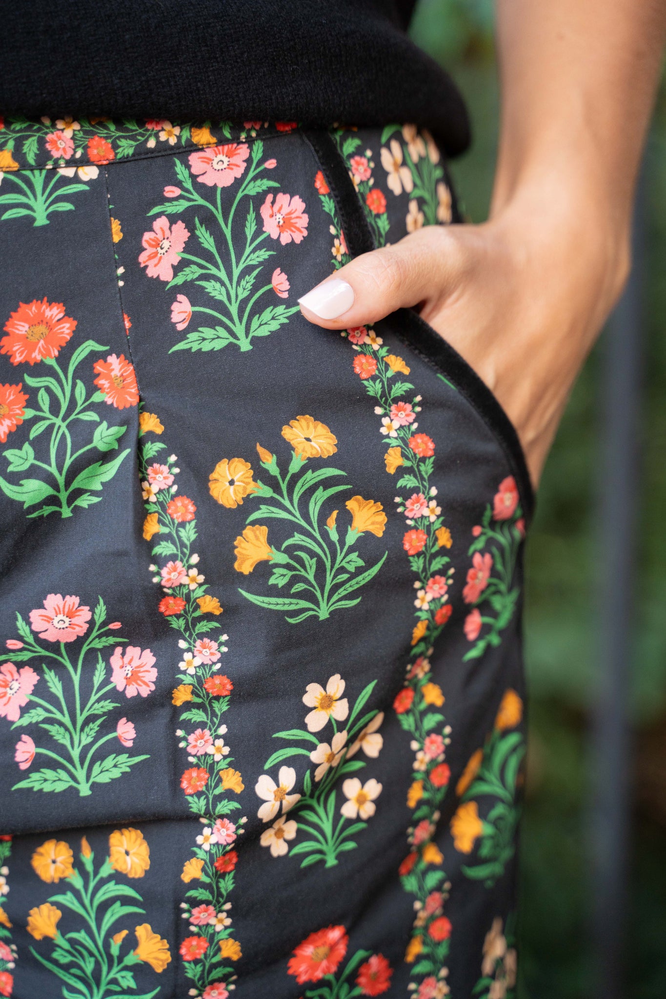 Pink City Prints Romy Trousers - Rose Border