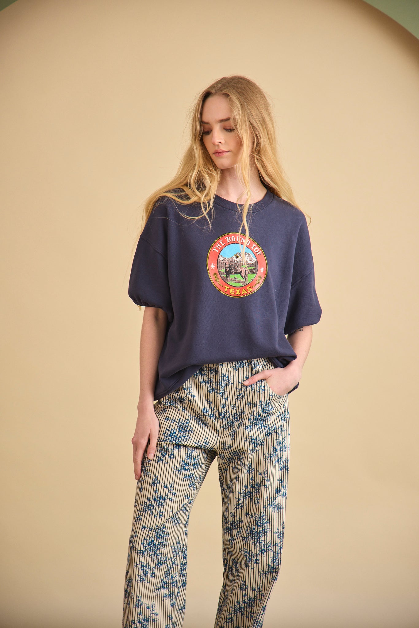Hunter Bell Graphic Sweatshirt - Roundtop of Texas
