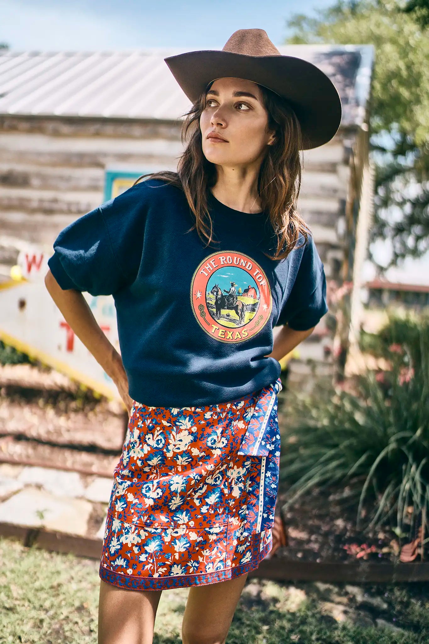 Hunter Bell Graphic Sweatshirt - Roundtop of Texas