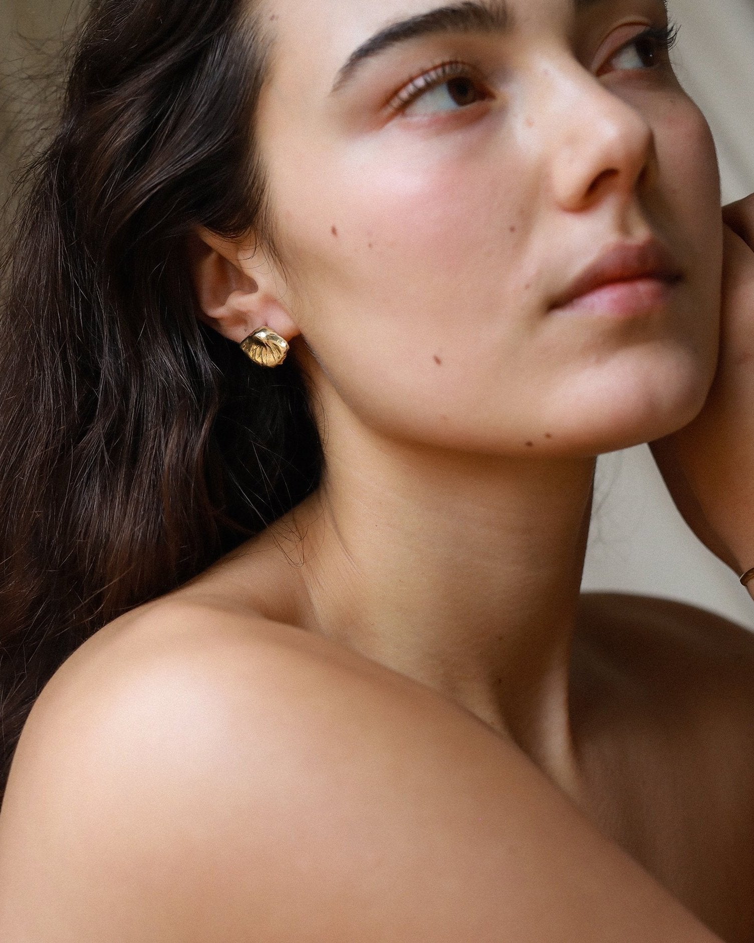 Odette New York Mini Concha Earrings - Brass