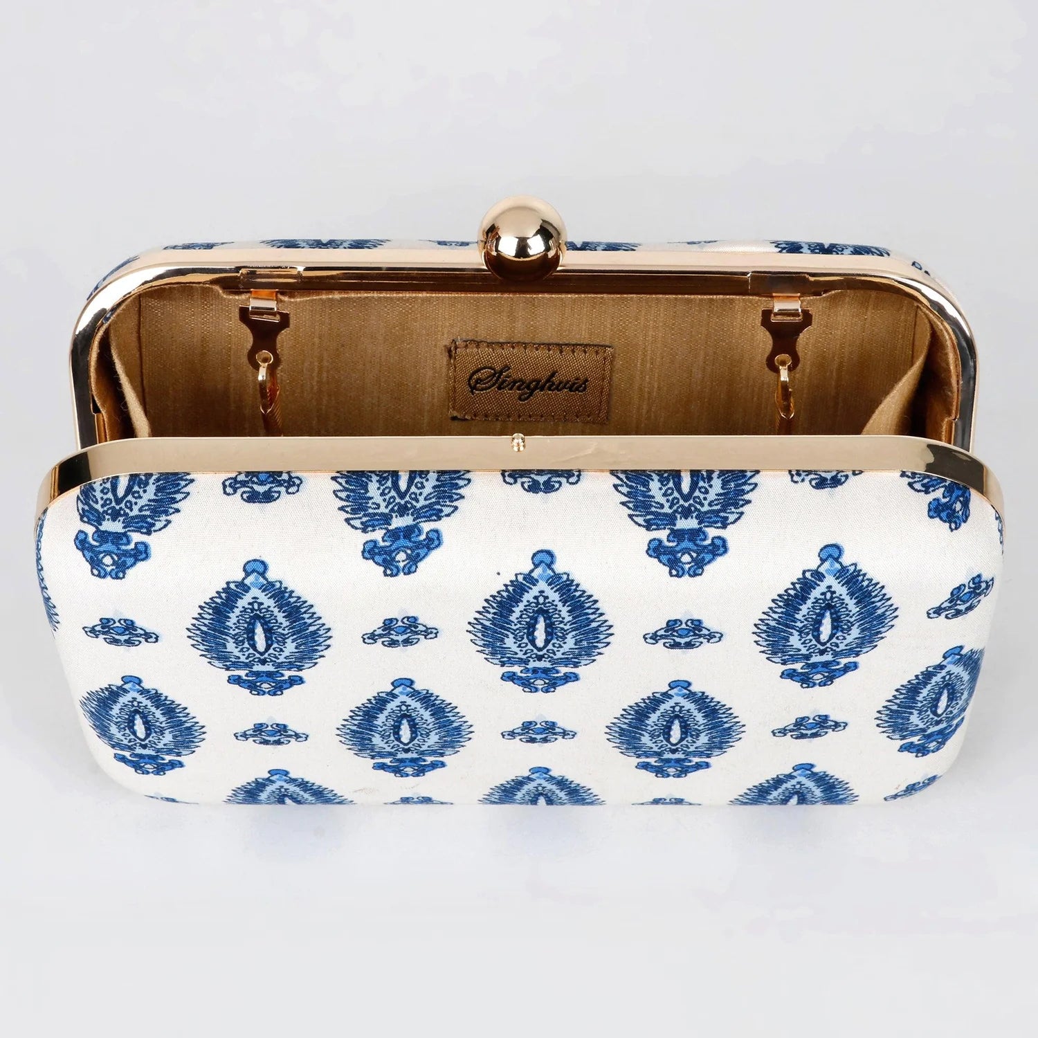 Singhvis Suave Clutch - White